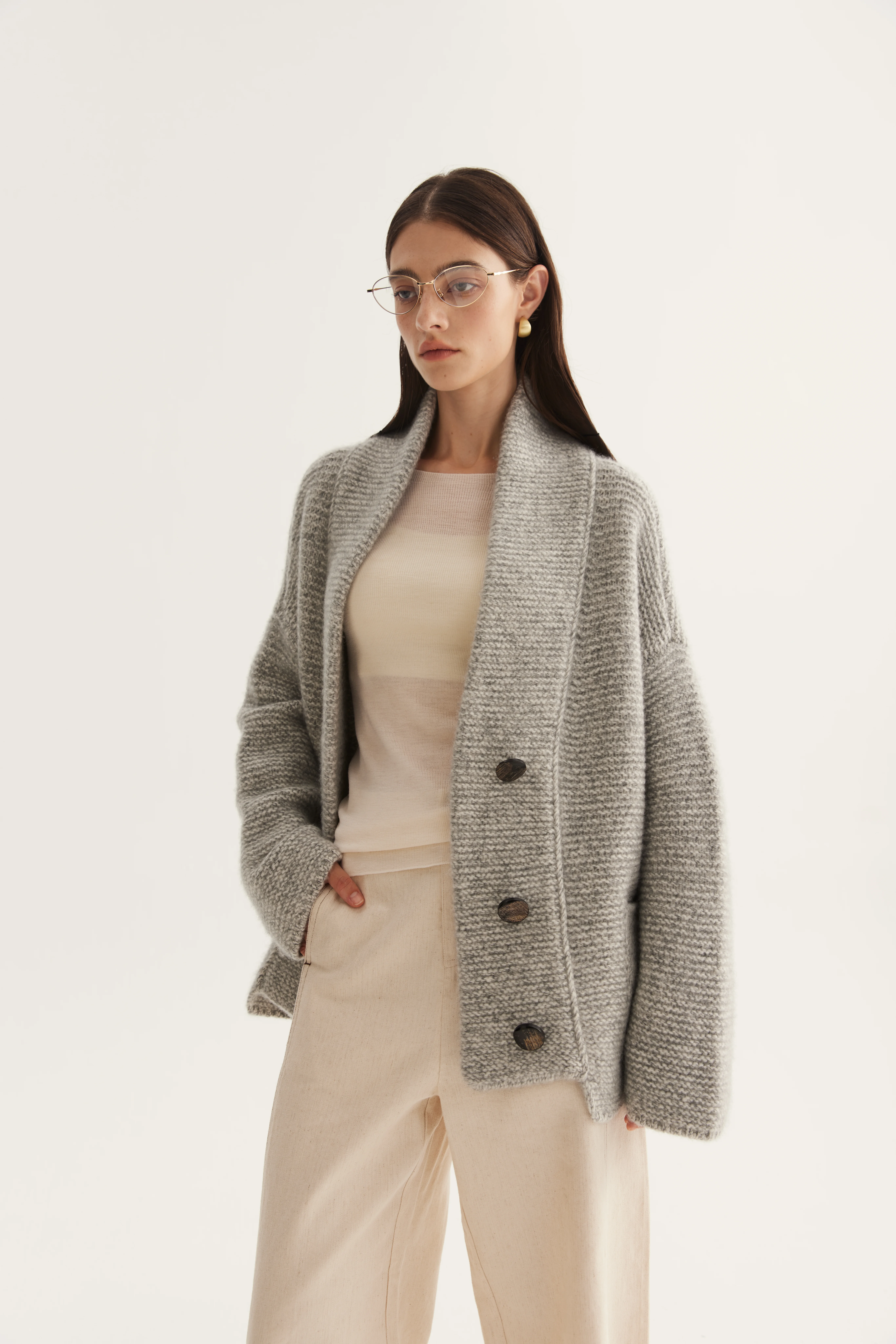 Oversized Cashmere Knit Cardigan reference view 3
