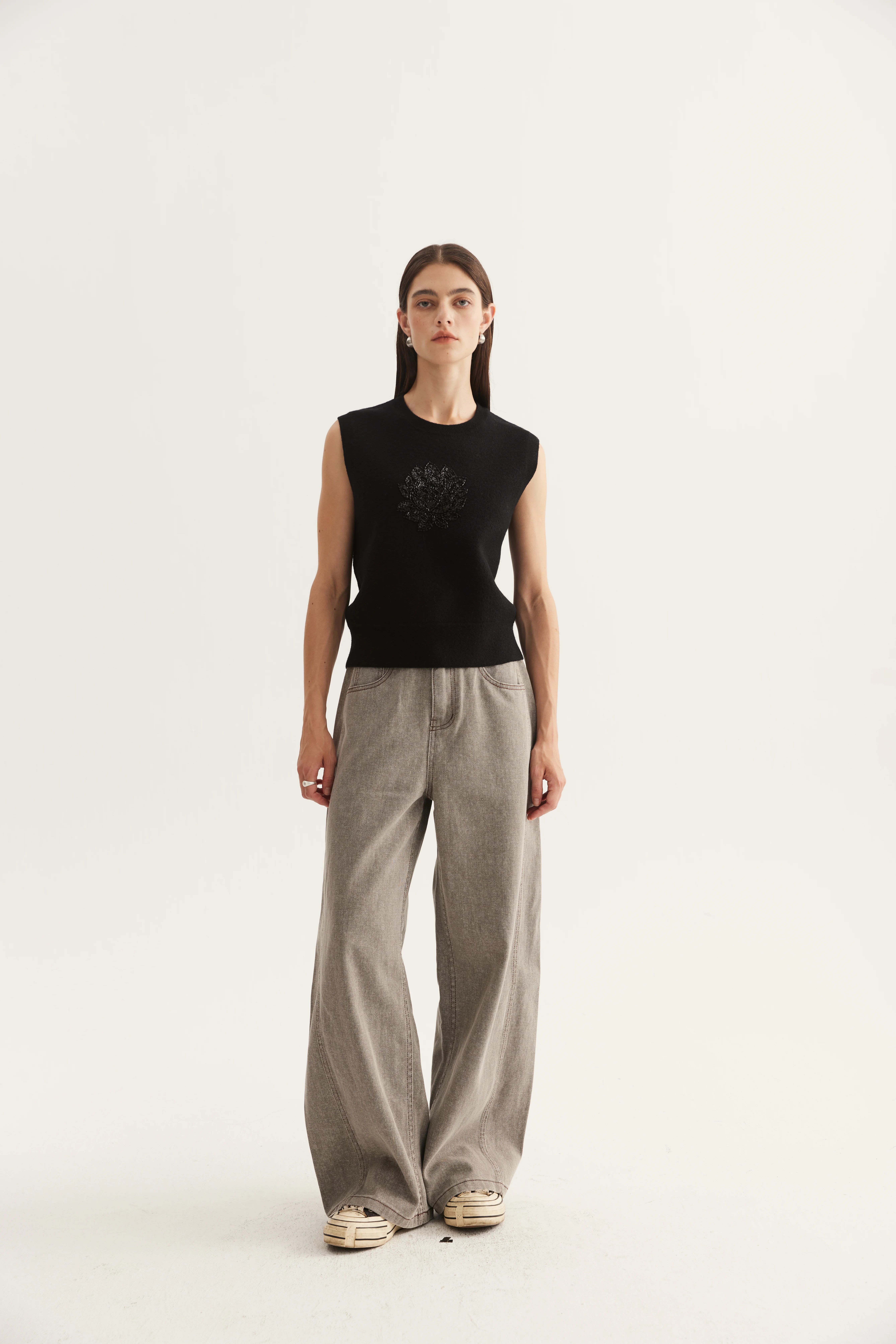 Decorated Cashmere Sweater Vest product reference